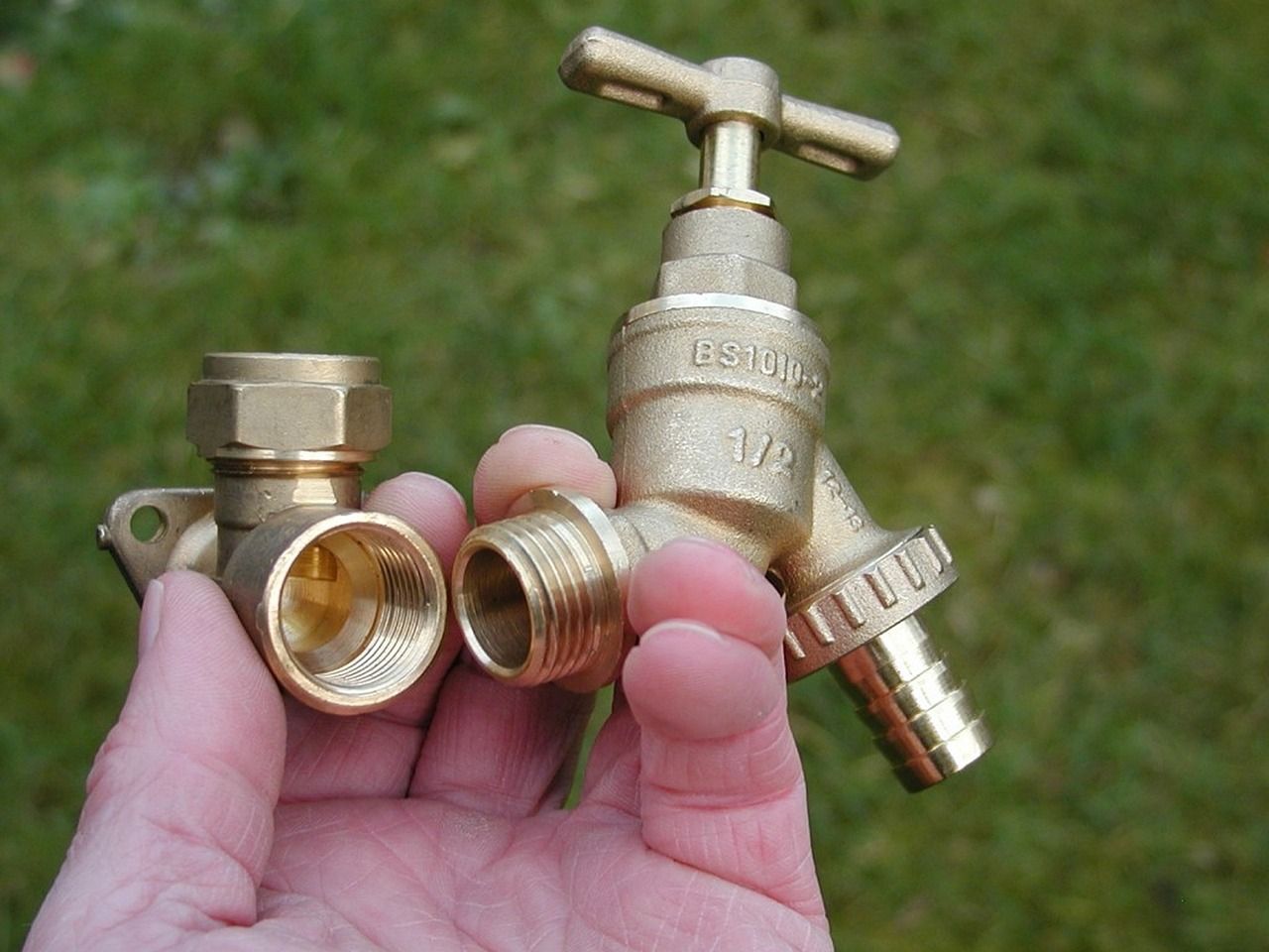 découvrez notre sélection d'outils de plomberie professionnels pour tous vos travaux d'installation et de réparation. qualité et durabilité garanties.